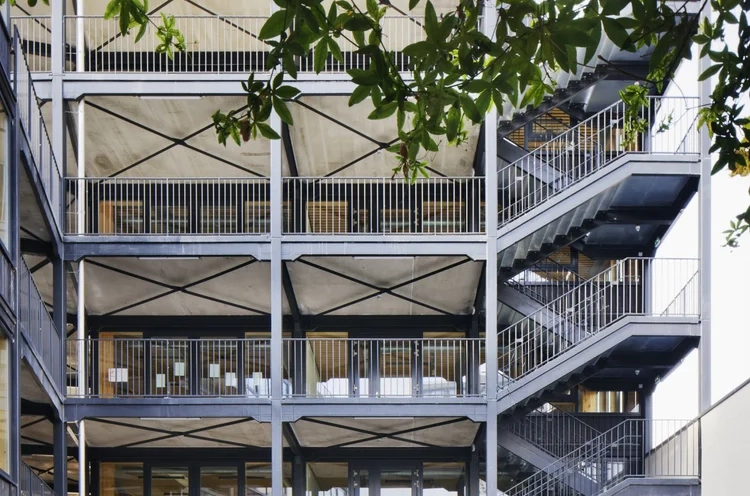 ©camillegharbi_LA+ARCHITECTES_BELLEVILLE_1714 ©camillegharbi_LA+ARCHITECTES_BELLEVILLE_1714